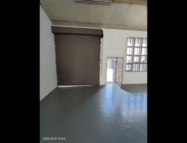 INDUSTRIAL PROPERTY TO RENT IN HALFWAY HOUSE